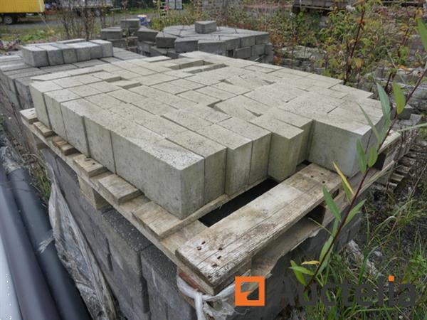 Grote foto 8904 121 verkoop van diverse cement en natuurklinkers 15 pallets doe het zelf en verbouw onderdelen en accessoires