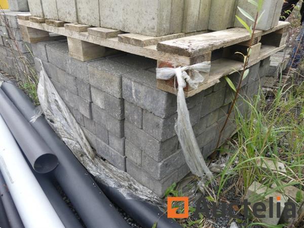 Grote foto 8904 121 verkoop van diverse cement en natuurklinkers 15 pallets doe het zelf en verbouw onderdelen en accessoires