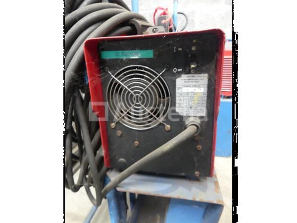 Grote foto lincoln elektrische invertec v 260s lasapparaat doe het zelf en verbouw ijzerwaren en bevestigingsmiddelen