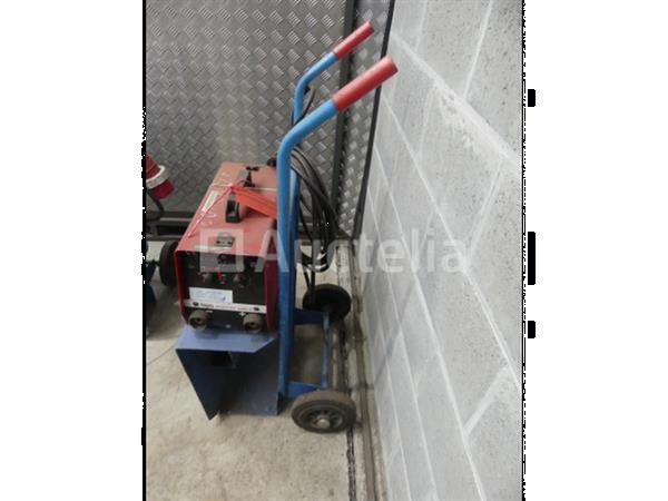 Grote foto lincoln elektrische invertec v 260s lasapparaat doe het zelf en verbouw ijzerwaren en bevestigingsmiddelen