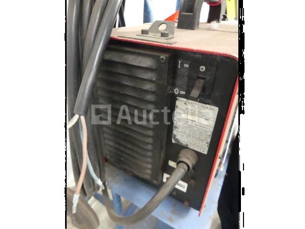 Grote foto lincoln elektrische invertec v 260s lasapparaat doe het zelf en verbouw ijzerwaren en bevestigingsmiddelen