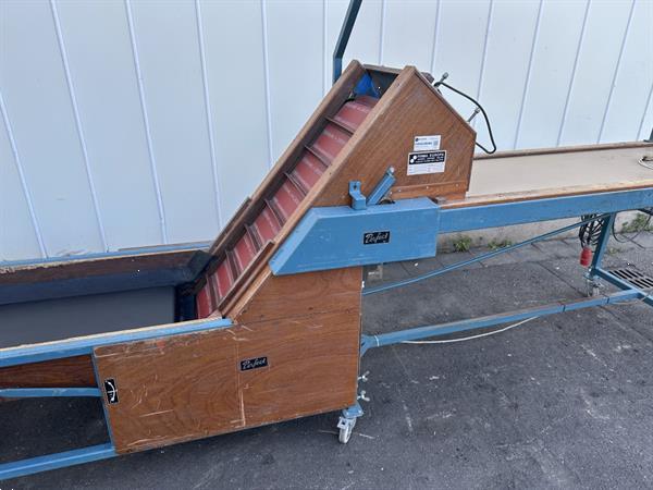 Grote foto perfect leesband met elevator agrarisch transportbanden