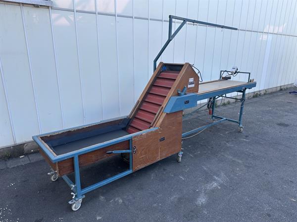 Grote foto perfect leesband met elevator agrarisch transportbanden