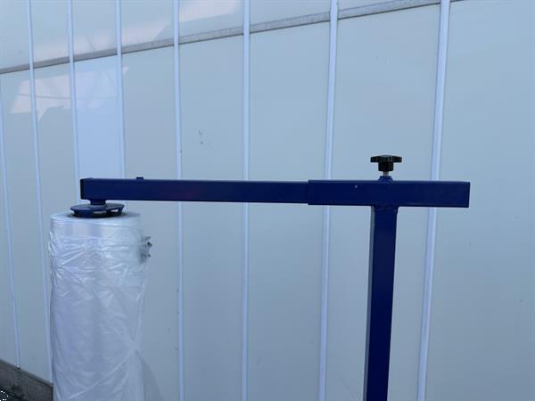 Grote foto foliewikkelaar multifunctionele dispenser voor het afrollen van topvellen of afdekvellen agrarisch tuinbouw