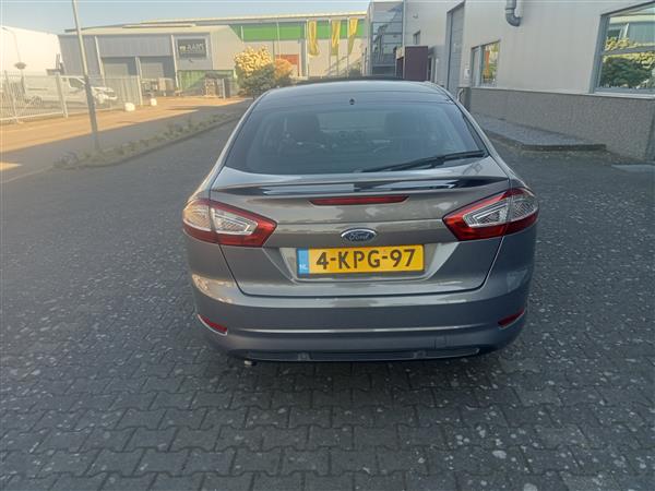 Grote foto ford mondeo hatchback 1.6 tdci full options 2013 auto ford