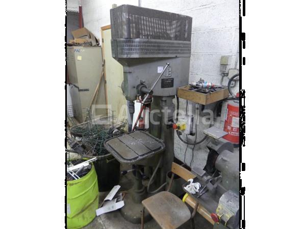 Grote foto kolomboormachine j de buyser doe het zelf en verbouw ijzerwaren en bevestigingsmiddelen