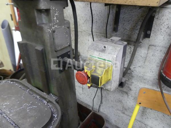 Grote foto kolomboormachine j de buyser doe het zelf en verbouw ijzerwaren en bevestigingsmiddelen
