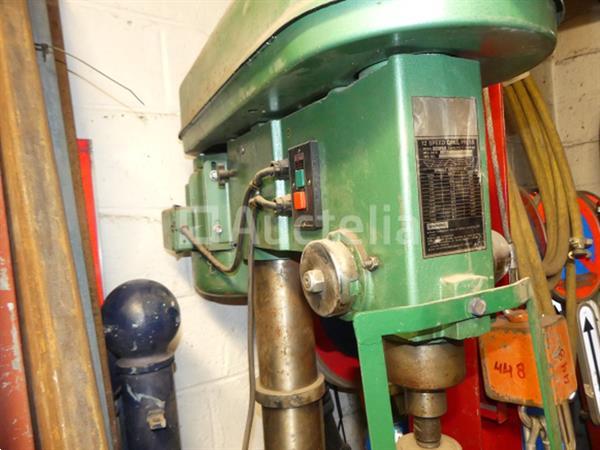Grote foto ch 25 kolomboormachine doe het zelf en verbouw ijzerwaren en bevestigingsmiddelen