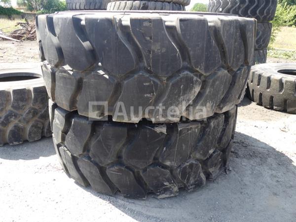 Grote foto 2 michelin 26.5 r 25 banden voor bouwmachines agrarisch wielen