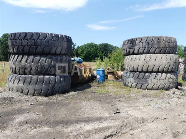 Grote foto 6 michelin bouwmachines banden 36 00 r 51 agrarisch wielen