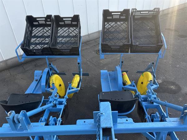Grote foto plantmachine 2 rijen voor bomen agrarisch zaaimachines