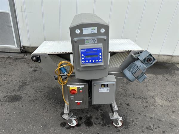 Grote foto mettler safeline metaaldetector agrarisch tuinbouw