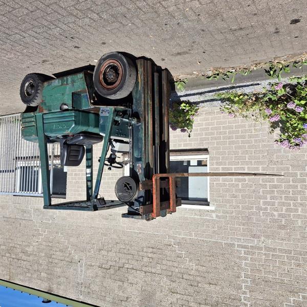 Grote foto toyota 5fd25 diesel heftruck triplo 4 7 m 4 ventielen agrarisch heftrucks