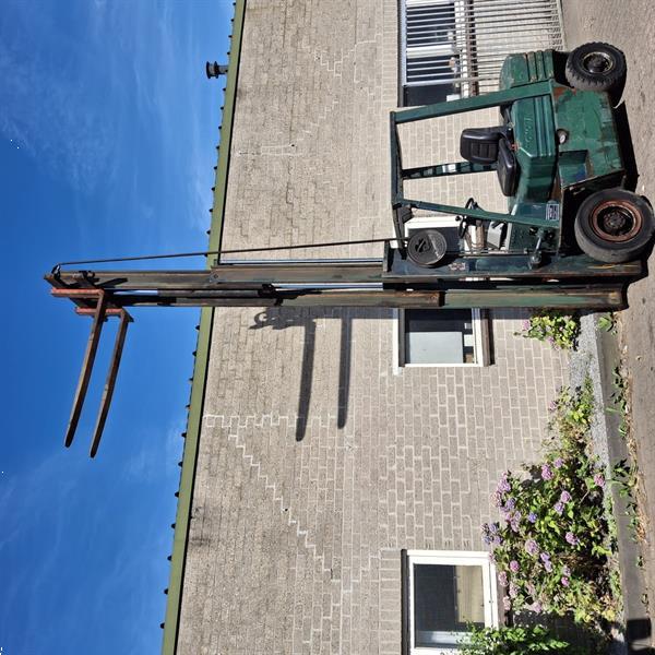 Grote foto toyota 5fd25 diesel heftruck triplo 4 7 m 4 ventielen agrarisch heftrucks