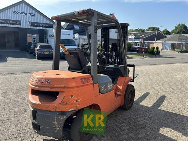 Grote foto toyota 02 7fdjf35 695462 agrarisch akkerbouw