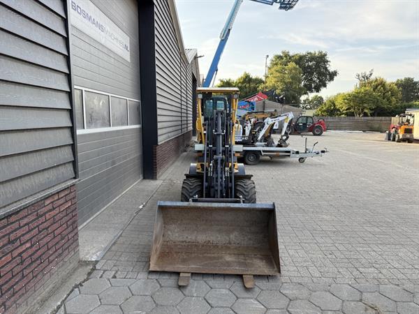 Grote foto eurotrac w11 minishovel kniklader bj 2019 agrarisch shovels