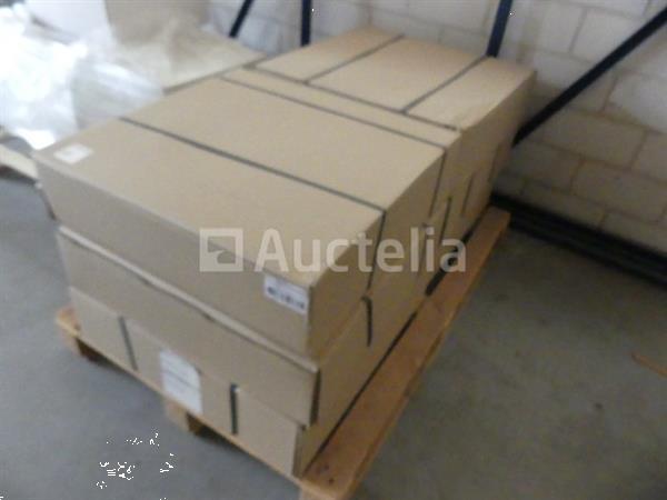 Grote foto 6 kartonnen dozen met plastic tape groen doe het zelf en verbouw hefwerktuigen