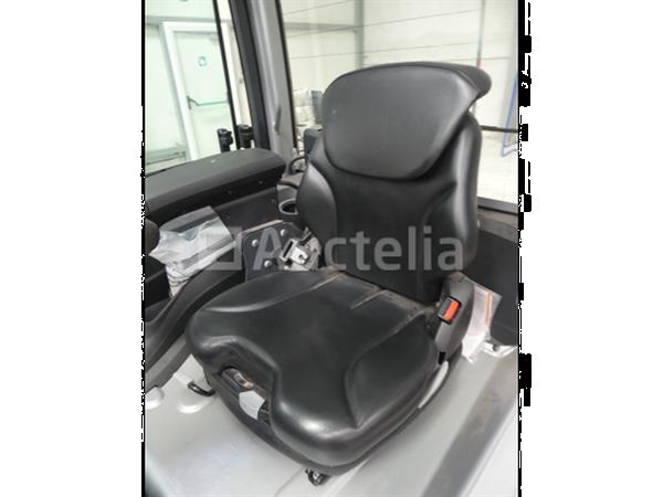 Grote foto nog steeds rx20 20 vorkheftruck agrarisch heftrucks