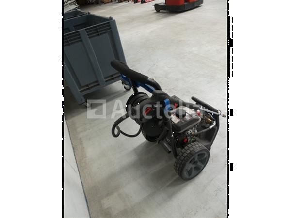 Grote foto hyundai lb 180g benzine hogedrukreiniger doe het zelf en verbouw onderdelen en accessoires