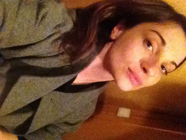 Grote foto ik zoek leuke man die van pit houden kom lezen contacten en berichten vrouw zoekt man