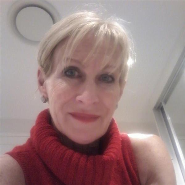 Grote foto samen nog een mooie toekomst opbouwen contacten en berichten vrouw zoekt man