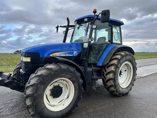 Grote foto new holland tm 140 agrarisch tractoren