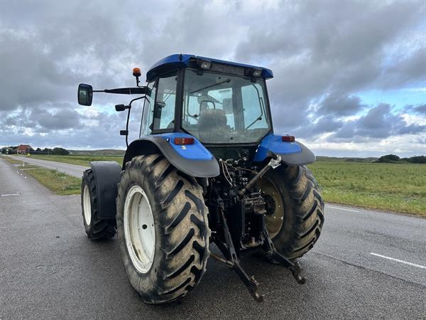 Grote foto new holland tm 140 agrarisch tractoren