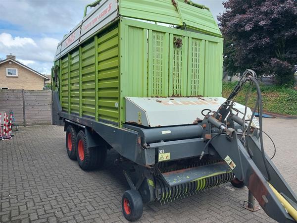 Grote foto claas quantum 4500 s opraapwagen met doseerwalsen agrarisch opraapwagens
