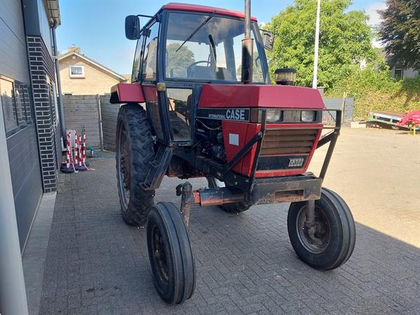 Grote foto case 1390 verhoogd 70 cm bodemvrijheid agrarisch tractoren