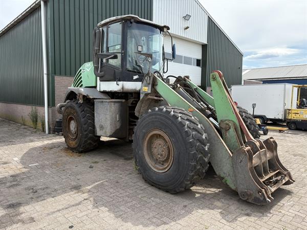 Grote foto o k l25.5 agrarisch shovels