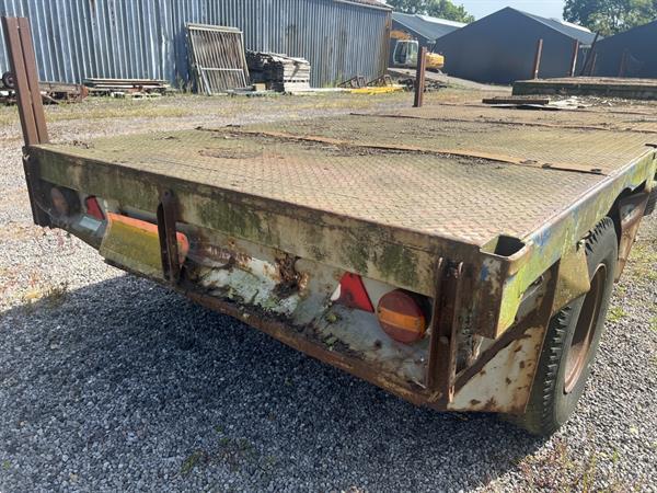 Grote foto platte wagen agrarisch aanhangwagens