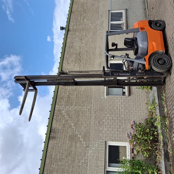 Grote foto toyota 7 fd25 diesel heftruck triplo 4 7m low hour agrarisch heftrucks