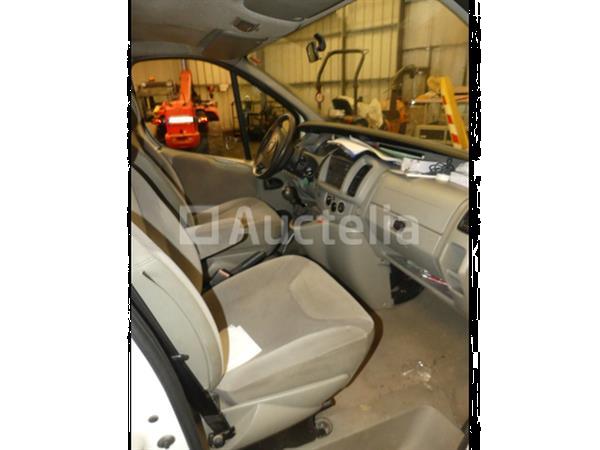 Grote foto ref 1axy317 opel vivaro minibus 2004 112.996 km caravans en kamperen camper