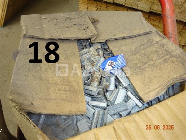 Grote foto 1 omsnoeringsmachine doe het zelf en verbouw ijzerwaren en bevestigingsmiddelen