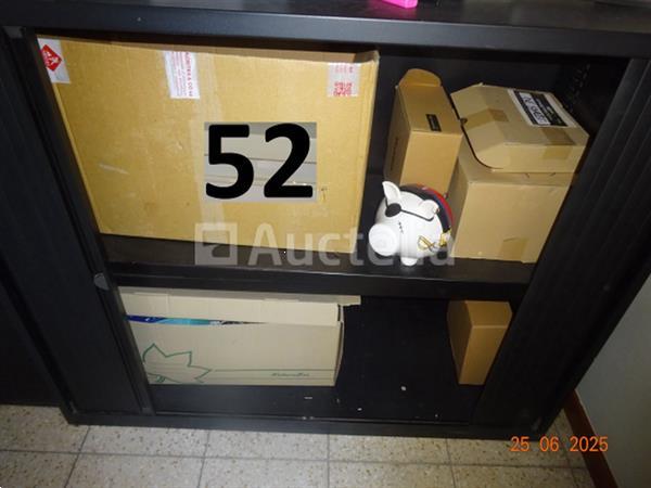 Grote foto het gehele kantoor inclusief 1 thomson tafelkoelkast 1 voedselverwarmer 1 directiestoel 1 bureau doe het zelf en verbouw ijzerwaren en bevestigingsmiddelen