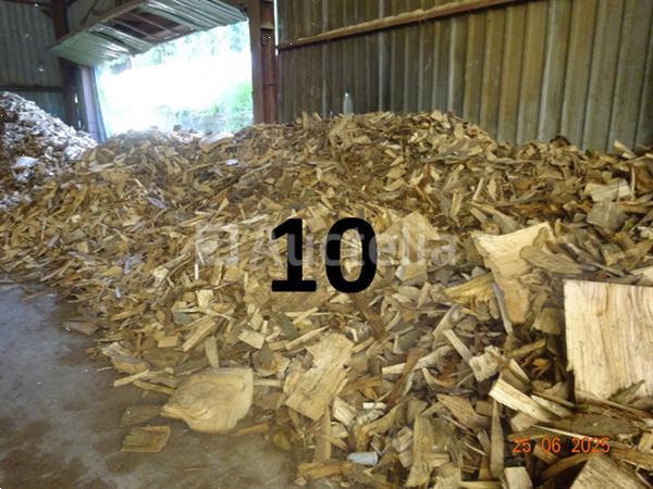 Grote foto 1 voorraad hout over een lengte van 25m lang schatting 60m ter indicatie gegeven doe het zelf en verbouw ijzerwaren en bevestigingsmiddelen