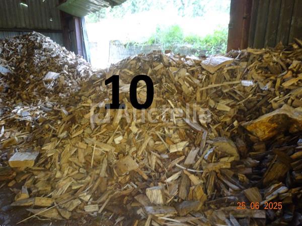 Grote foto 1 voorraad hout over een lengte van 25m lang schatting 60m ter indicatie gegeven doe het zelf en verbouw ijzerwaren en bevestigingsmiddelen