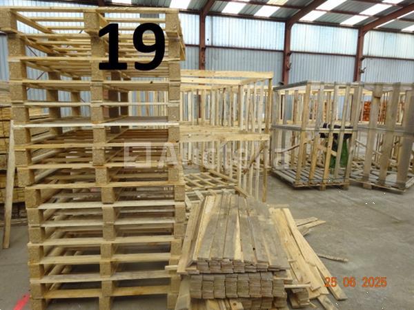 Grote foto 1 set palletmallen 1 set planken 15 houten rekken op pallet voor houtopslag doe het zelf en verbouw ijzerwaren en bevestigingsmiddelen