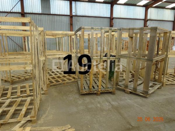 Grote foto 1 set palletmallen 1 set planken 15 houten rekken op pallet voor houtopslag doe het zelf en verbouw ijzerwaren en bevestigingsmiddelen