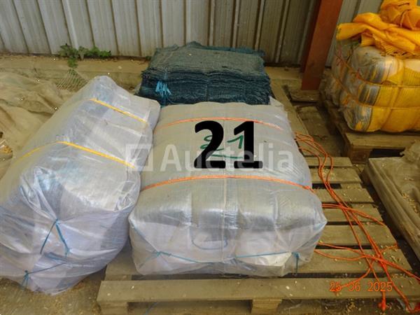 Grote foto de inhoud van 5 balen touwzakken voor houtverpakkingen drie groene en twee gele balen doe het zelf en verbouw ijzerwaren en bevestigingsmiddelen