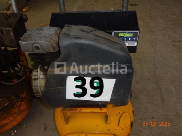 Grote foto 2 bostitch bouw compressoren doe het zelf en verbouw ijzerwaren en bevestigingsmiddelen