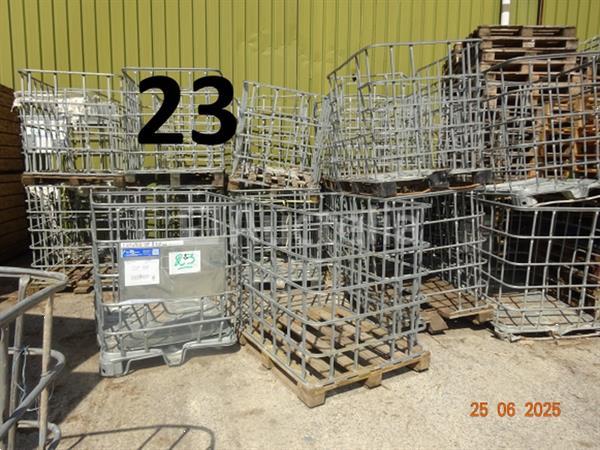Grote foto een set van 35 metalen bakken voor houtopslag van 1m doe het zelf en verbouw ijzerwaren en bevestigingsmiddelen
