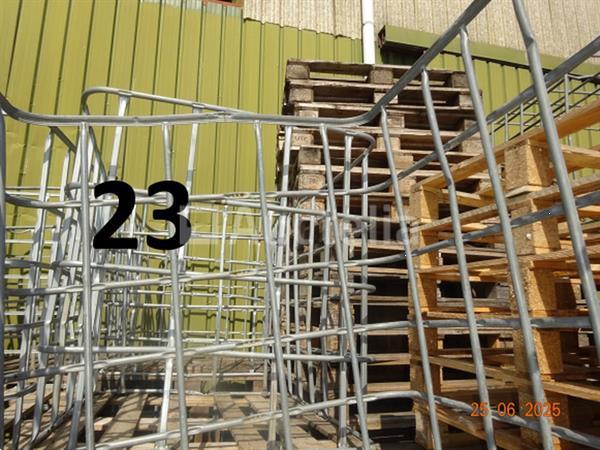 Grote foto een set van 35 metalen bakken voor houtopslag van 1m doe het zelf en verbouw ijzerwaren en bevestigingsmiddelen