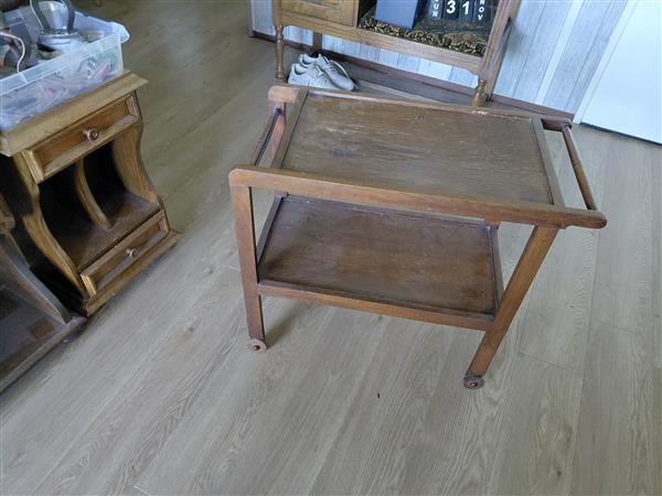 Grote foto vintage serveerwagen met wieltjes antiek en kunst decoraties