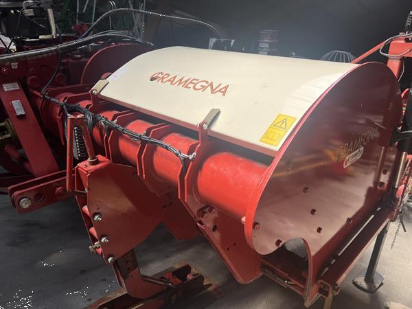Grote foto gramegna 36x 350 met hef en smeersysteem agrarisch akkerbouw