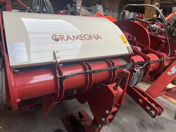 Grote foto gramegna 36x 350 met hef en smeersysteem agrarisch akkerbouw