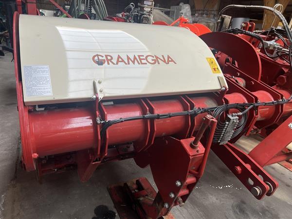 Grote foto gramegna 36x 350 met hef en smeersysteem agrarisch akkerbouw