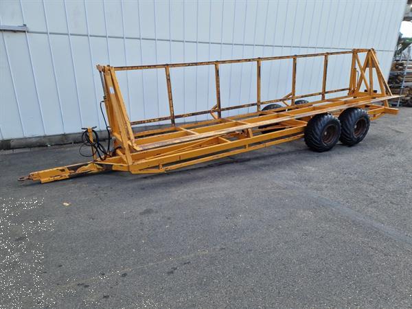 Grote foto keulmac transportwagen kantelwagen voor het oogsten in 4 kisten van max 160 cm agrarisch aanhangwagens