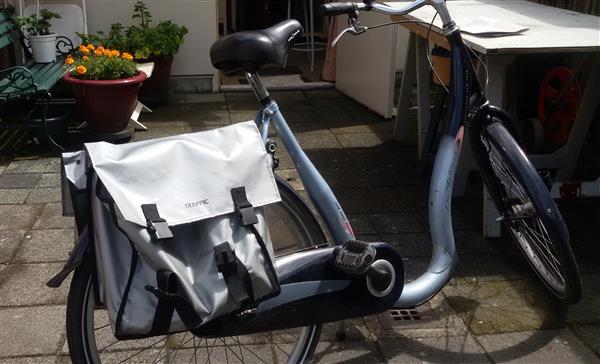 Grote foto luxe dames fiets met lage instaap uit australia fietsen en brommers damesfietsen
