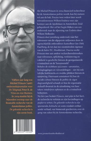 Grote foto de gekooide recherche boeken literatuur